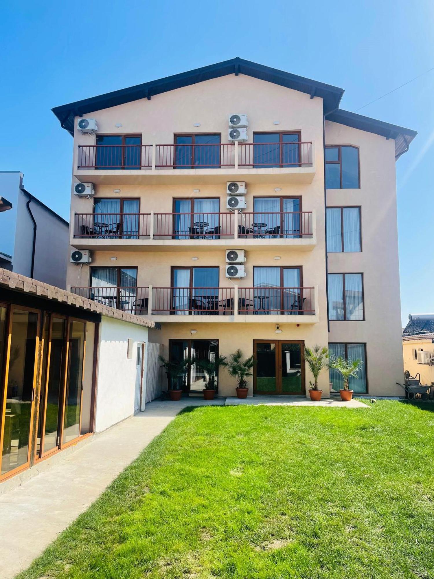 Pensiunea Riviera Costinesti Exterior photo